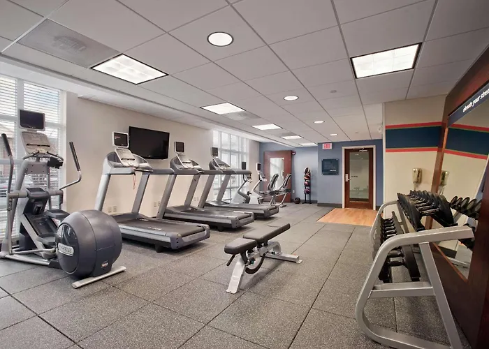 Hampton Inn & Suites Providence-Warwick Airport